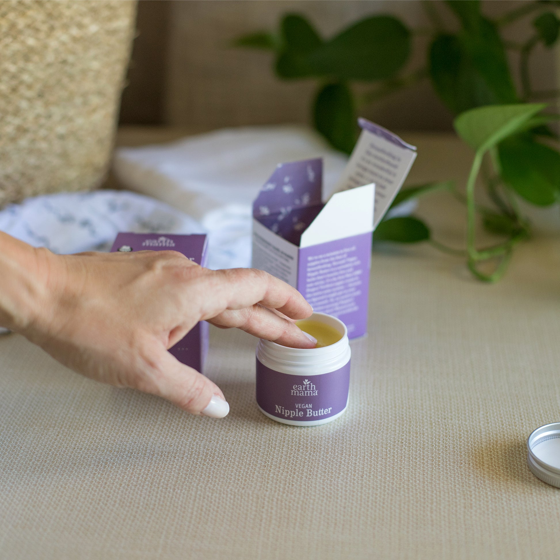 Earth Mama Organics.- Vegan Nipple Butter