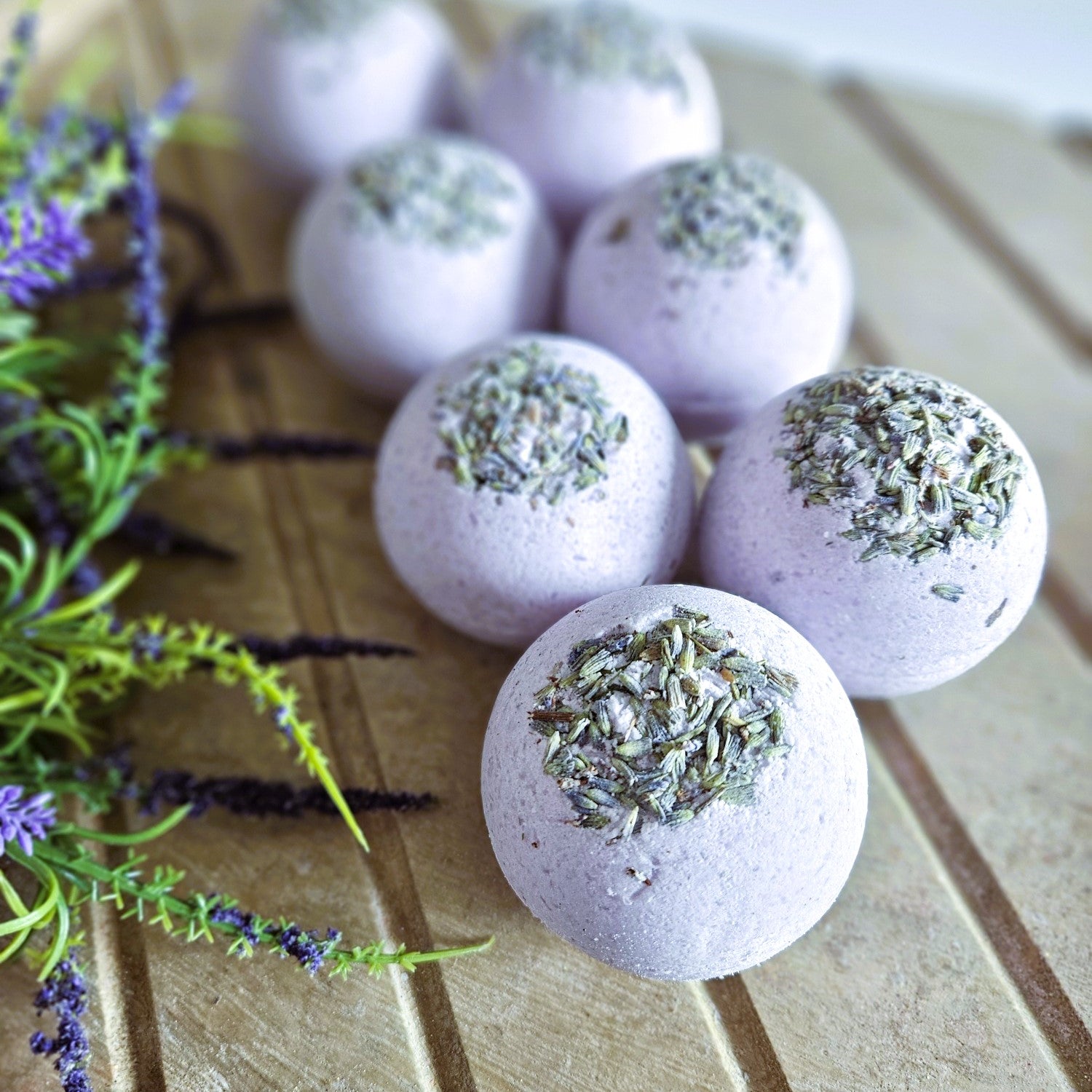 Scrub Studio Soaps - Healing Lavender Bath Bomb
