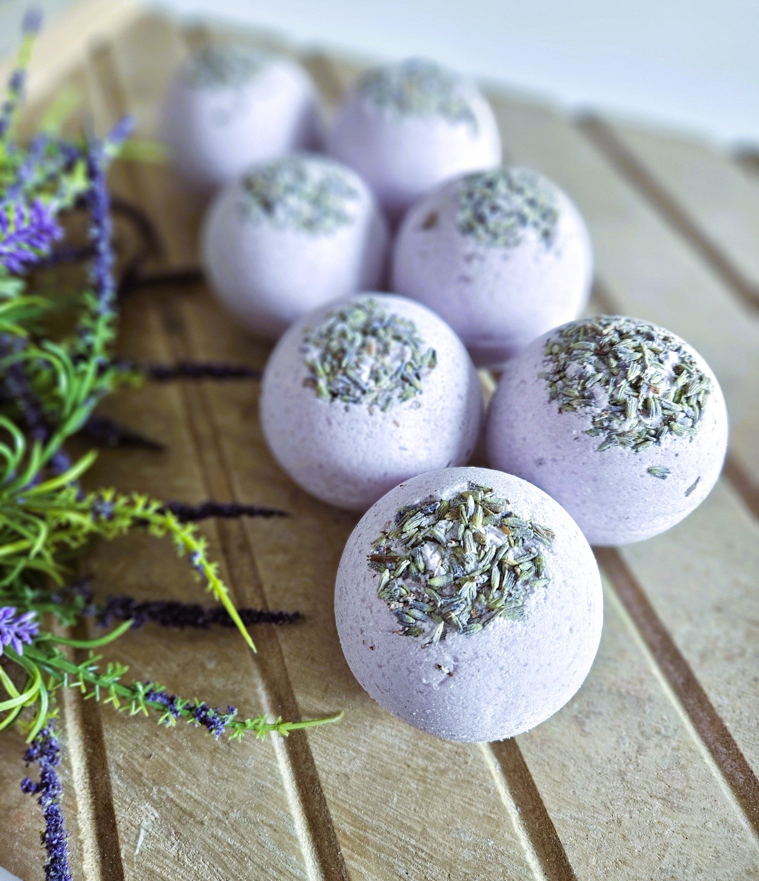 Scrub Studio Soaps - Healing Lavender Bath Bomb
